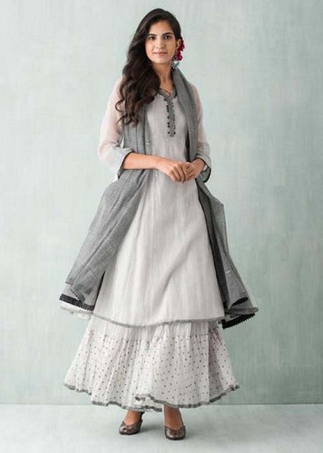 25 Latest Collection of Kurtis for Skirts are Trending Now
