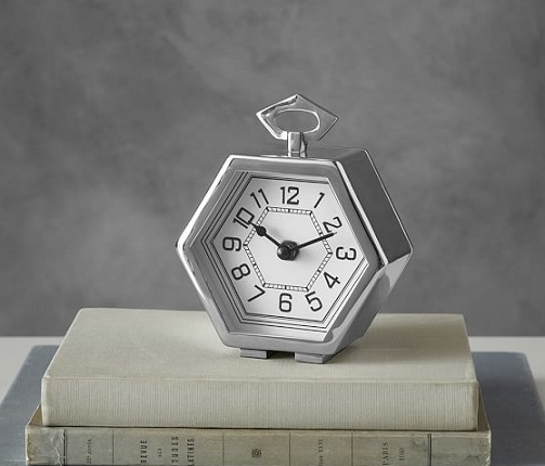 20 Modern Desk Clock Designs for Home and Office