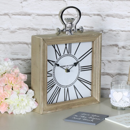 20 Modern Desk Clock Designs for Home and Office