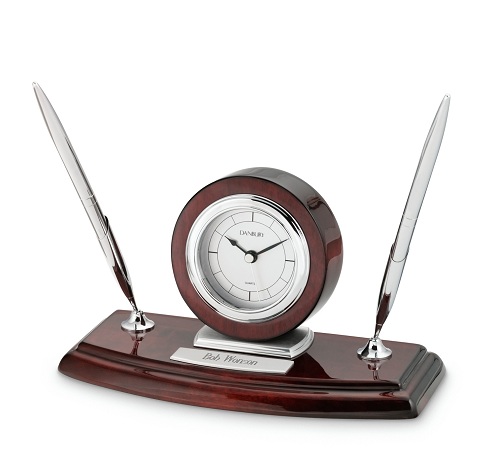20 Modern Desk Clock Designs for Home and Office