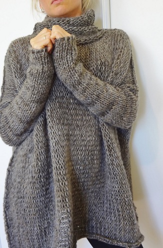 9 Amazing Grey Sweaters For Men And Women with Images