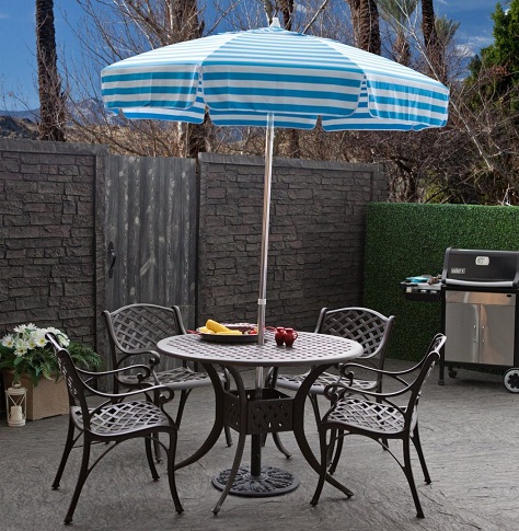 9 Fabulous Models of Table Umbrellas for Outdoor Activity