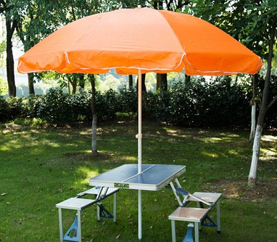 9 Fabulous Models of Table Umbrellas for Outdoor Activity