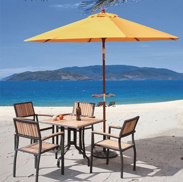 9 Fabulous Models of Table Umbrellas for Outdoor Activity