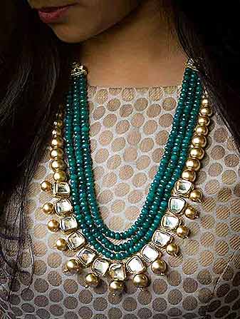 9 Gorgeous Green Pearls and Its jewellery Designs for Women