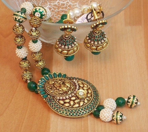 9 Gorgeous Green Pearls and Its jewellery Designs for Women