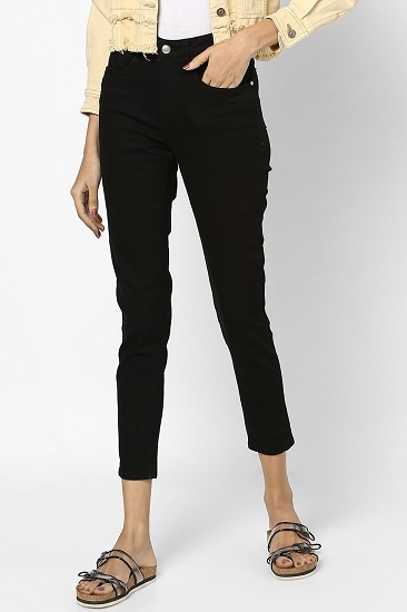 Black Jeans Collection - 30 Popular and Stylish Designs for Versatile Look