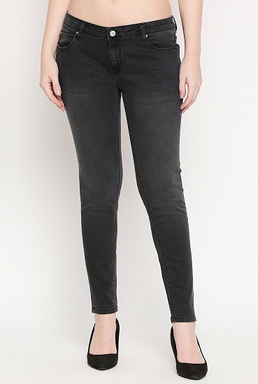 Black Jeans Collection - 30 Popular and Stylish Designs for Versatile Look