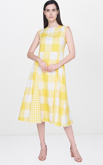 25 Fashionable Denim Dress Designs for Women and Girls