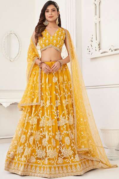 10 Stunning Designs of White Lehenga Choli for Special Occasions