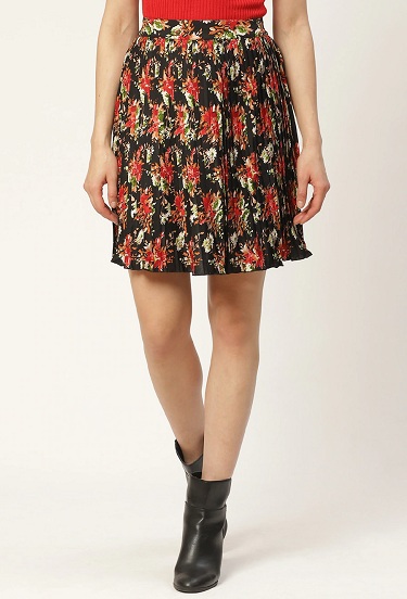 15 Different and Stylish Pleated Skirt Designs for Women