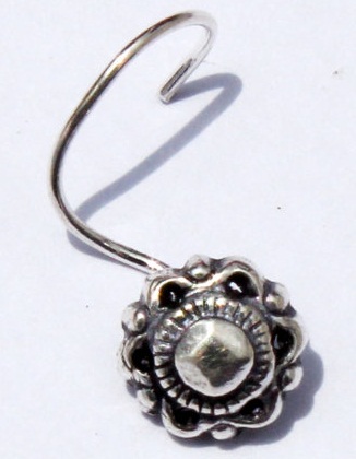 17 Spellbounding and Trendy Nose Pin Designs | I Fashion Styles