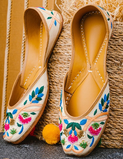 20 Stunning Models of Bridal Sandals Are Trending Now