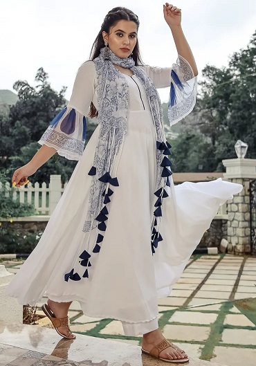 25 Stylish Models of White Kurti Designs for Every Occasion