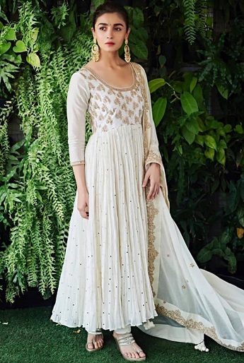 25 Stylish Models of White Kurti Designs for Every Occasion