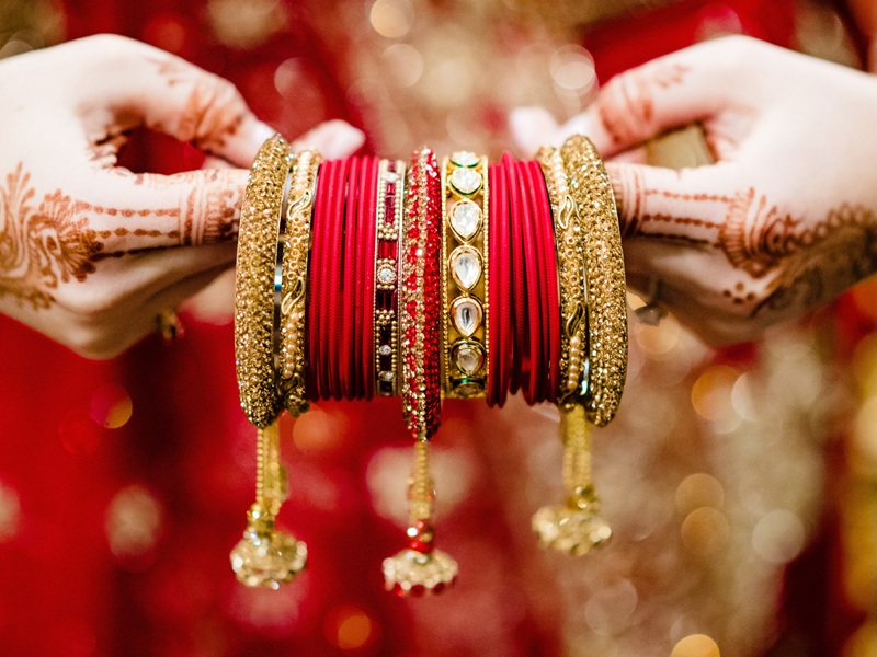 Gold Polish at Home: How to Shine Old Gold Jewelry Naturally