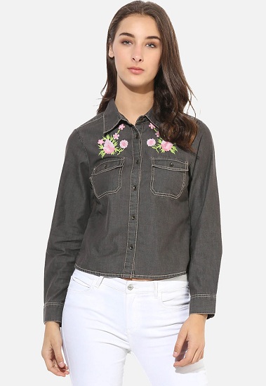 20 Stunning Models of Denim Shirts for Women's in Trend