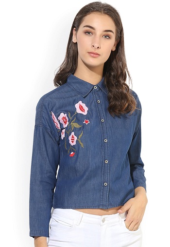 20 Stunning Models of Denim Shirts for Women's in Trend