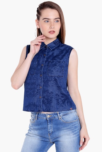 20 Stunning Models of Denim Shirts for Women's in Trend