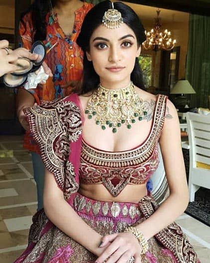 25 Trending Deep Neck Blouse Designs for Alluring Look