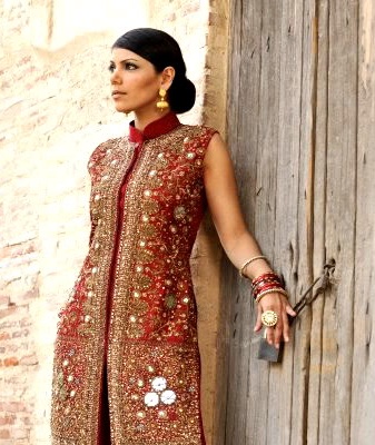 Sleeveless Salwar Suits - 15 Trendy Designs for Stylish Look