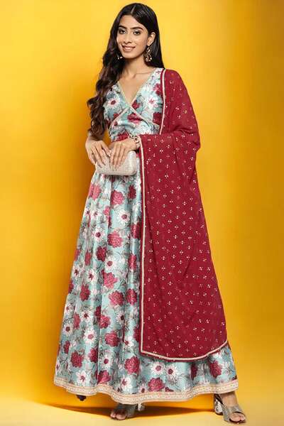 15 New Models of Floral Lehenga Choli For All Occasions