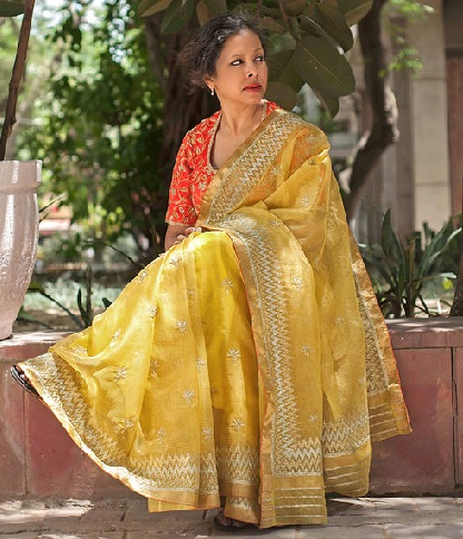 15 Modern Designs of Handwoven Sarees for Traditional Look