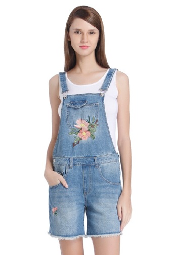 15 Trendy Models of Dungaree Dresses for Women and Kid Girls