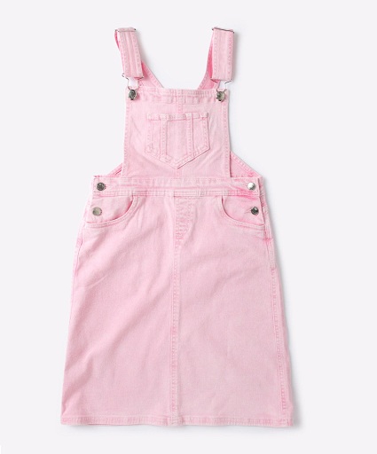 15 Trendy Models of Dungaree Dresses for Women and Kid Girls