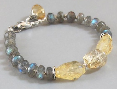 9 Colourful Gemstone Bracelets in Different Styles