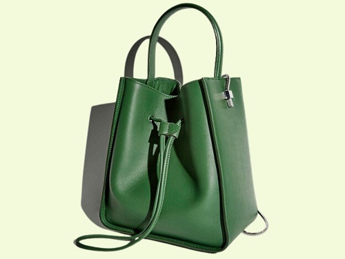 15 Most Popular Women's Designer Handbags Models in India