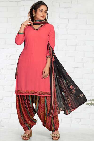 10 Classy Models of Casual Salwar Kameez for Everyday Wear