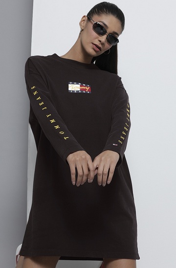 35 Different Models of Black Dress Designs for Women | I Fashion Styles