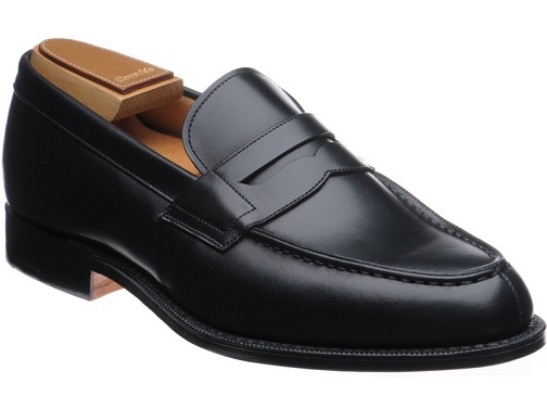 50 Different Types of Trendy Loafers for Men in 2023