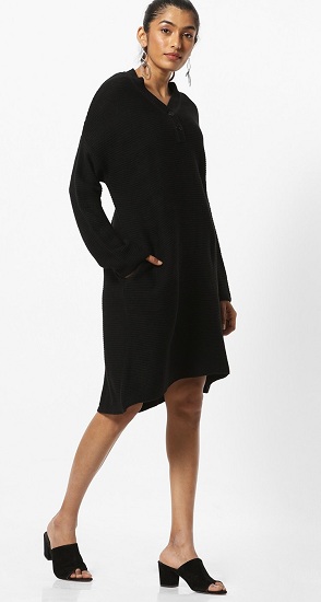 25 Stylish Designs of V Neck Tops for Stunning Look