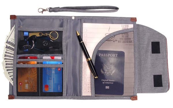 9 Best and Useful Wallets for Passport in Travel | I Fashion Styles