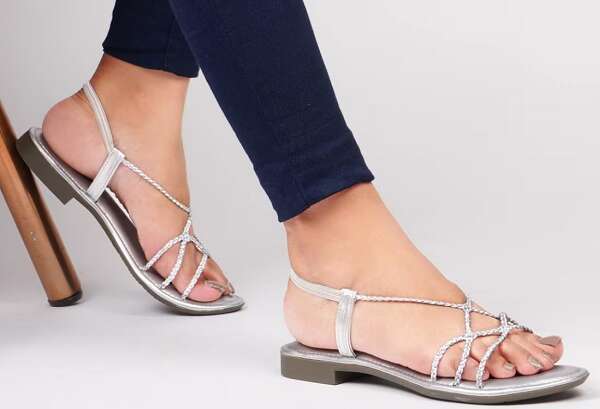 9 New Models of Silver Sandals for Women in Trend