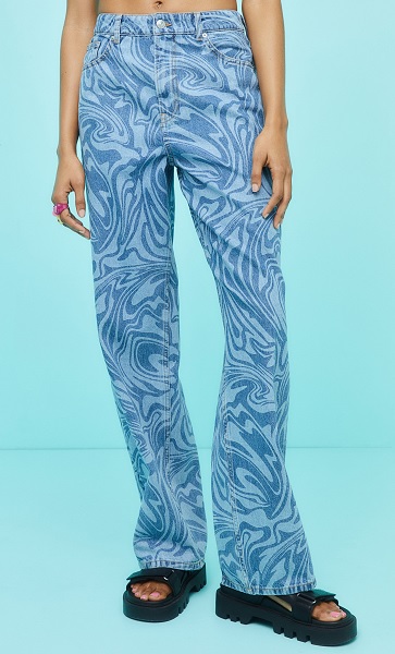 10 Stylish Baggy Jeans for Men and Women with Modern Look