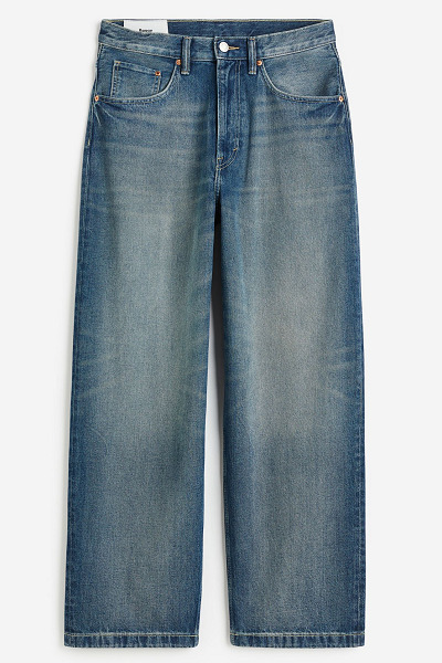 10 Stylish Baggy Jeans for Men and Women with Modern Look