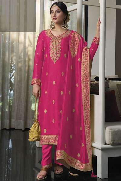 9 Stunning Designs of Zari Salwar Suits for Womens in Trend