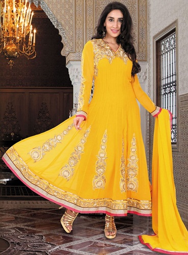 9 Stunning Designs of Zari Salwar Suits for Womens in Trend