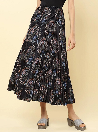 20 Beautiful Designs of Flared Skirts for Women - New Collection