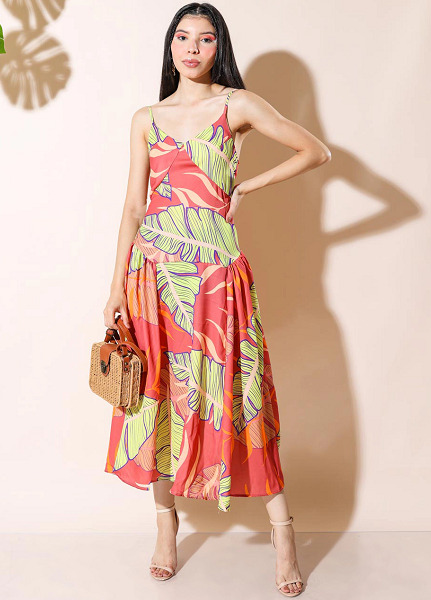 9 Latest Empire Waist Dress Designs for Women in Fashion