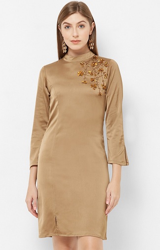 20 Stylish and Attractive Gold Dress Designs for Women | I Fashion Styles