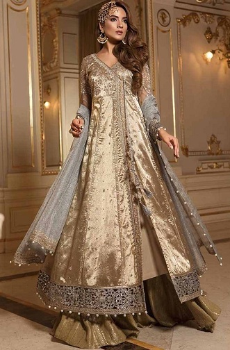 20 Stylish and Attractive Gold Dress Designs for Women | I Fashion Styles