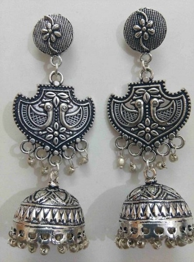 15 Beautiful Designs of Silver Earrings for Women in Trend