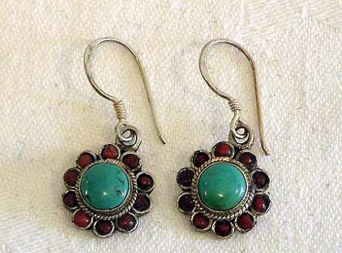 15 Beautiful Designs of Silver Earrings for Women in Trend