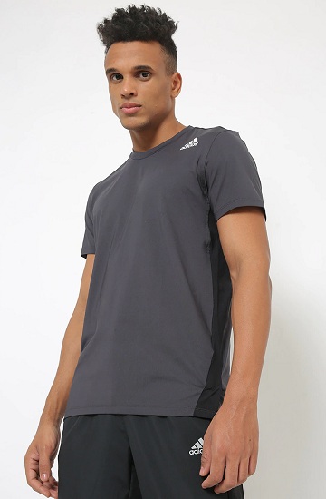 15 New Designs of Slim Fit T-Shirts for Trending Look