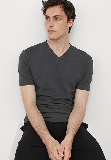 15 New Designs of Slim Fit T-Shirts for Trending Look