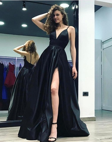 9 Trending Designs of Slit Dress for Ladies in Fashion